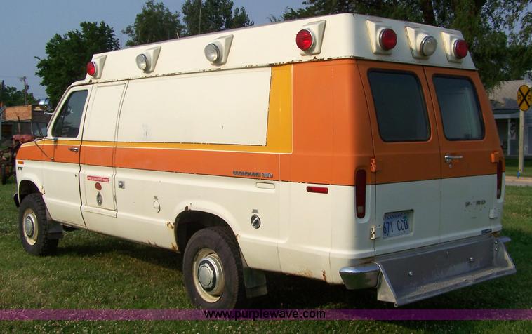 image for item 7361 1979 Ford E350 ambulance