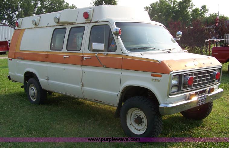 image for item 7361 1979 Ford E350 ambulance