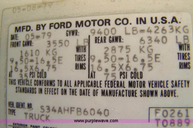 image for item 7361 1979 Ford E350 ambulance