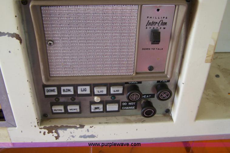 image for item 7361 1979 Ford E350 ambulance