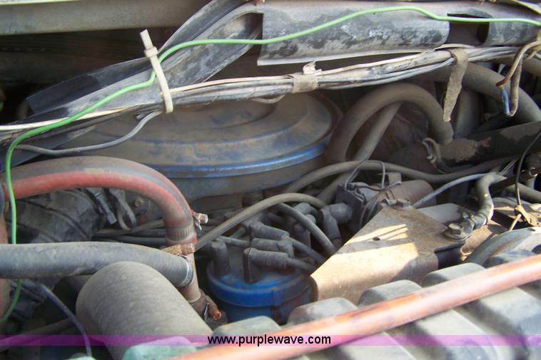 image for item 7361 1979 Ford E350 ambulance