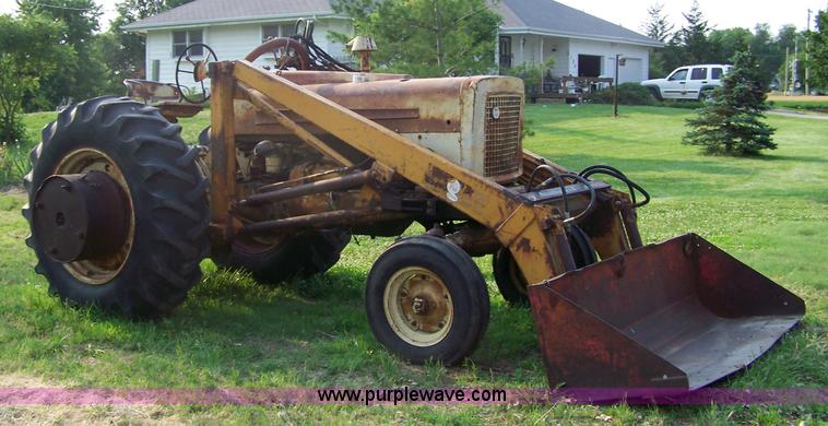 image for item 7362 1960 Cockshutt 570 tractor