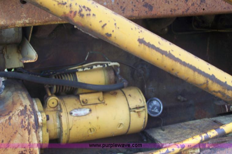 image for item 7362 1960 Cockshutt 570 tractor