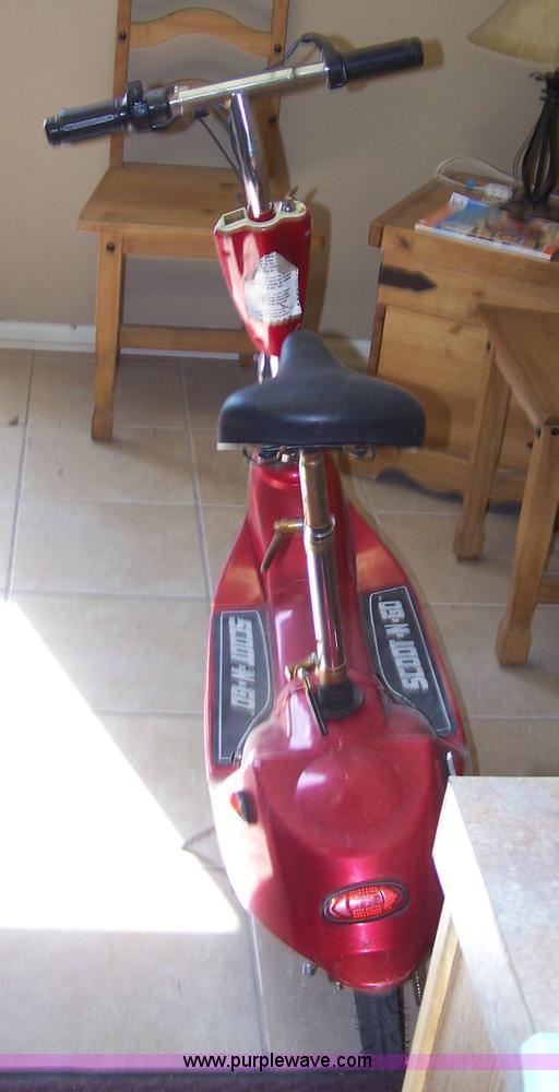 Scoot NGo electric scooter in Hays, KS Item 7372 sold Purple Wave
