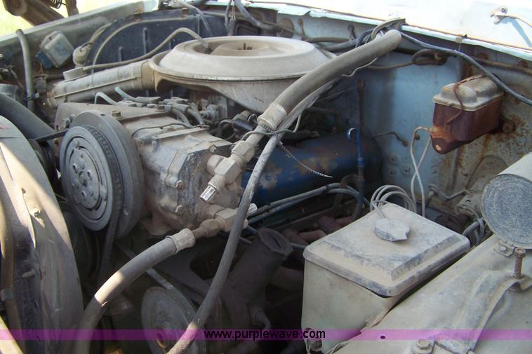 image for item 7380 1979 Ford F100 Custom pickup truck