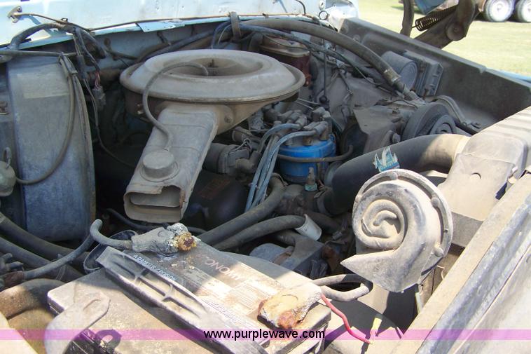 image for item 7380 1979 Ford F100 Custom pickup truck