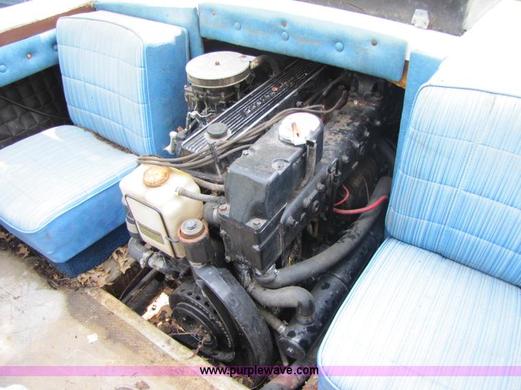 image for item 8274 1977 Rally boat