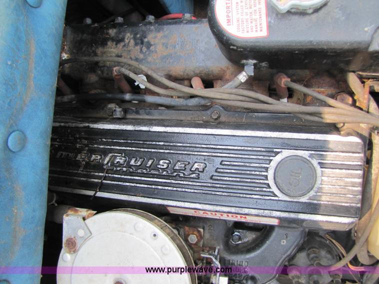 image for item 8274 1977 Rally boat