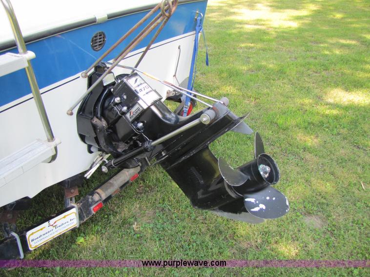 image for item 8274 1977 Rally boat