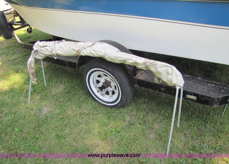 image for item 8274 1977 Rally boat