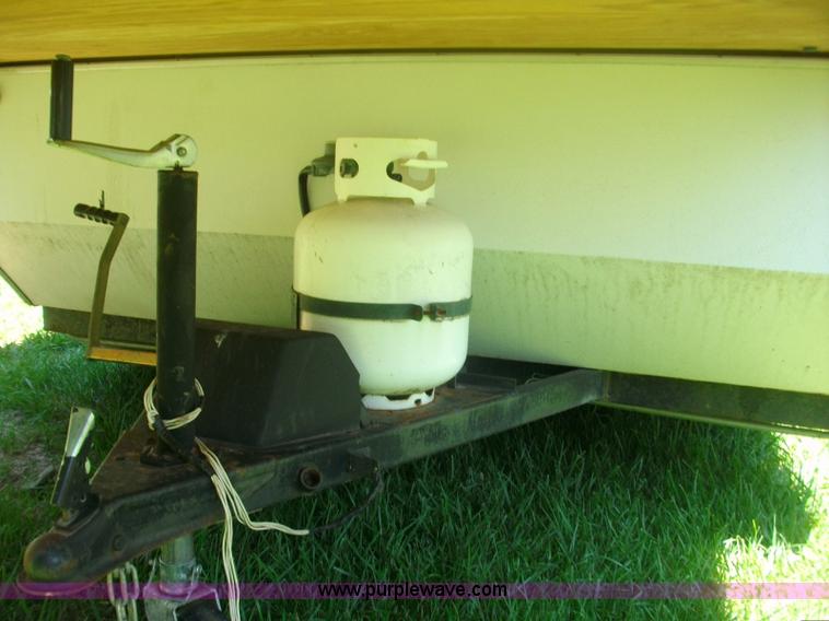 image for item A1012 1997 Rockwood 1640 Freedom pop up camper