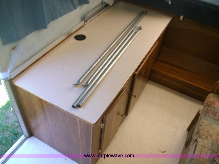 image for item A1012 1997 Rockwood 1640 Freedom pop up camper