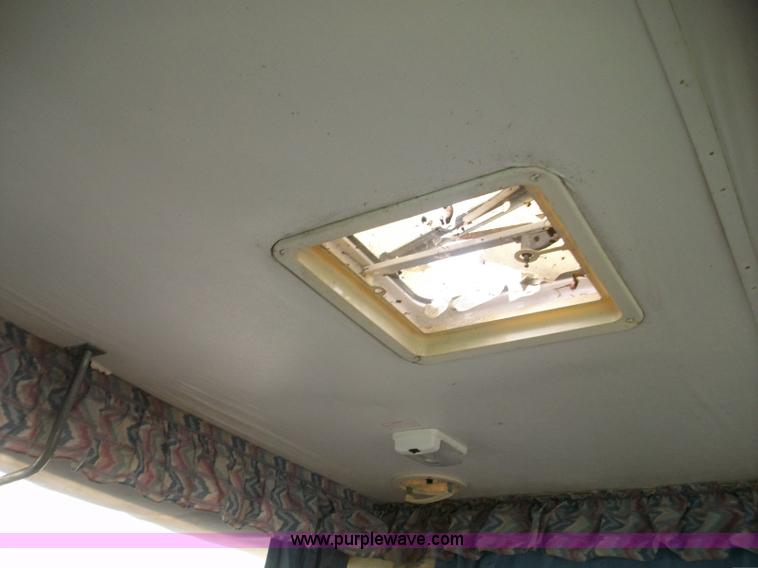 image for item A1012 1997 Rockwood 1640 Freedom pop up camper