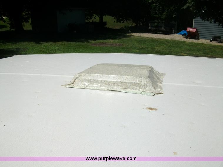 image for item A1012 1997 Rockwood 1640 Freedom pop up camper