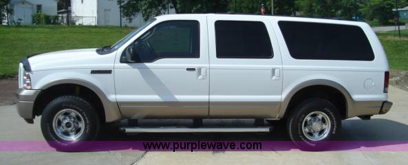 image for item A2058 2005 Ford Excursion Eddie Bauer SUV