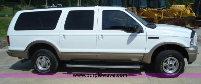 image for item A2058 2005 Ford Excursion Eddie Bauer SUV