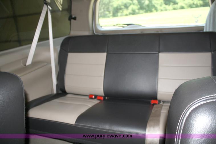 image for item A2058 2005 Ford Excursion Eddie Bauer SUV