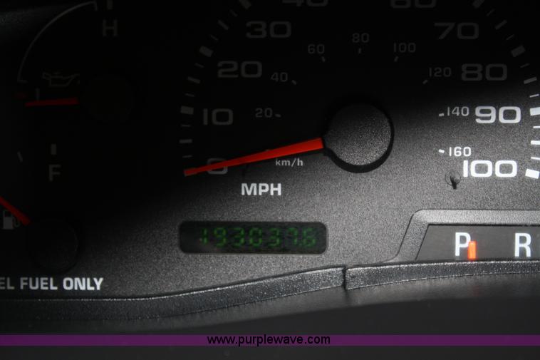 image for item A2058 2005 Ford Excursion Eddie Bauer SUV