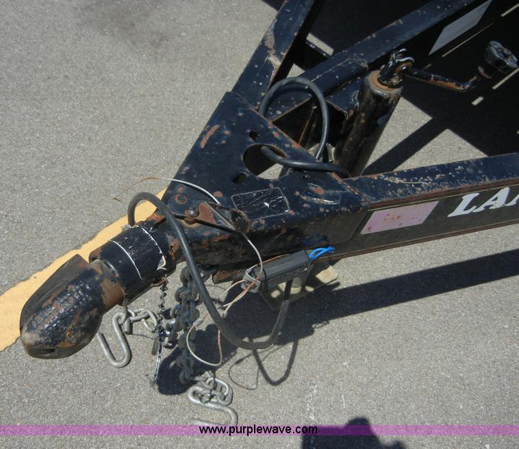 image for item A3004 2006 Lamar 20' tandem axle trailer