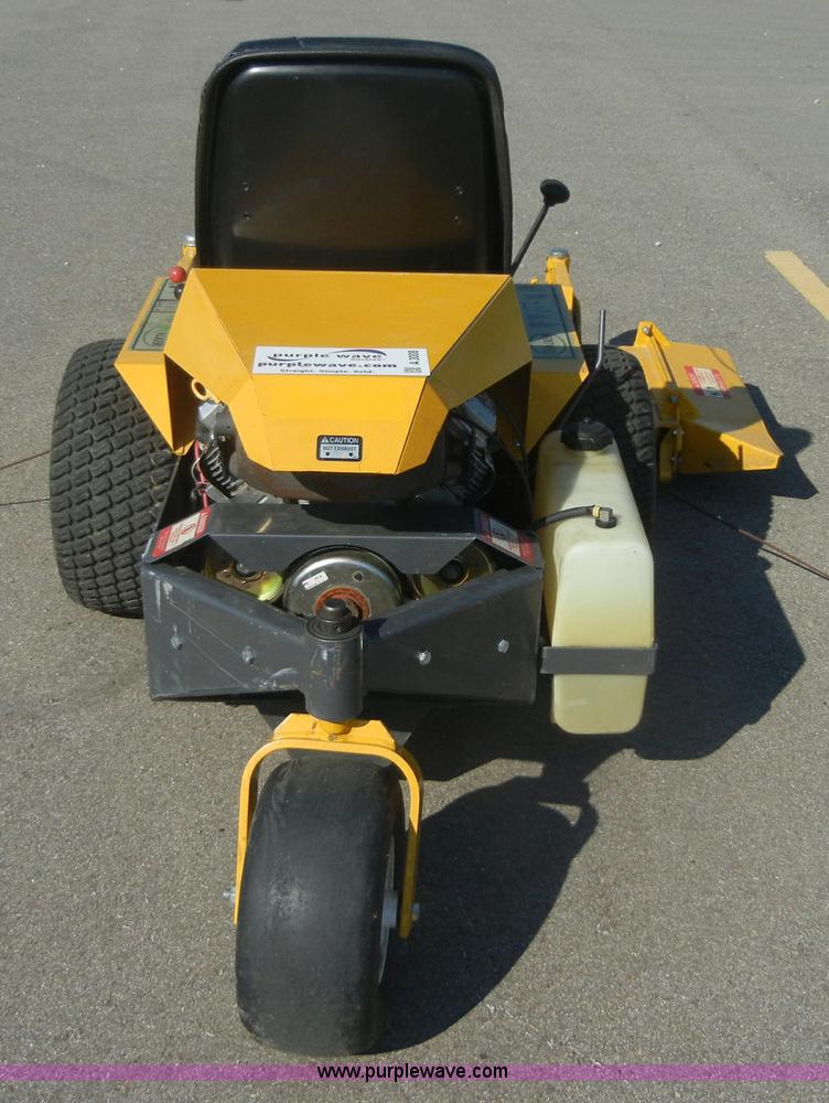image for item A3008 Walker MBSD zero turn mower
