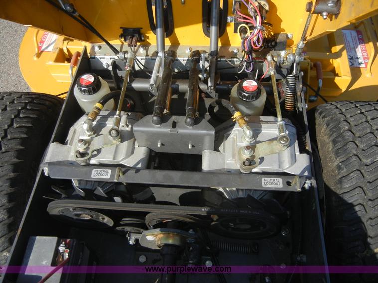 image for item A3008 Walker MBSD zero turn mower