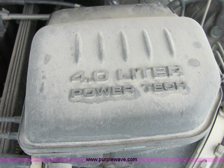 image for item A3748 2001 Jeep Grand Cherokee Laredo SUV
