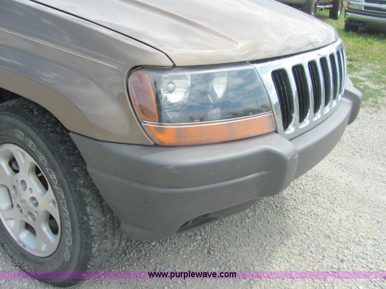 image for item A3748 2001 Jeep Grand Cherokee Laredo SUV