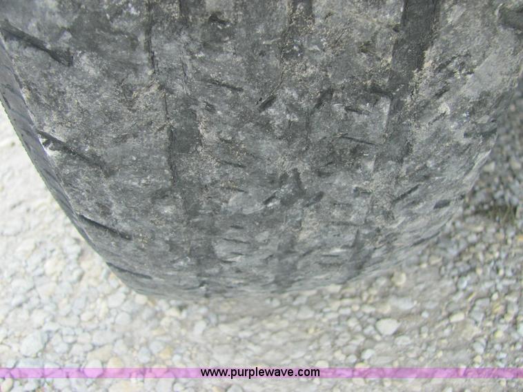 image for item A3748 2001 Jeep Grand Cherokee Laredo SUV