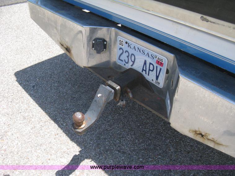 image for item A4256 1995 Ford F250 XLT extended cab pickup truck