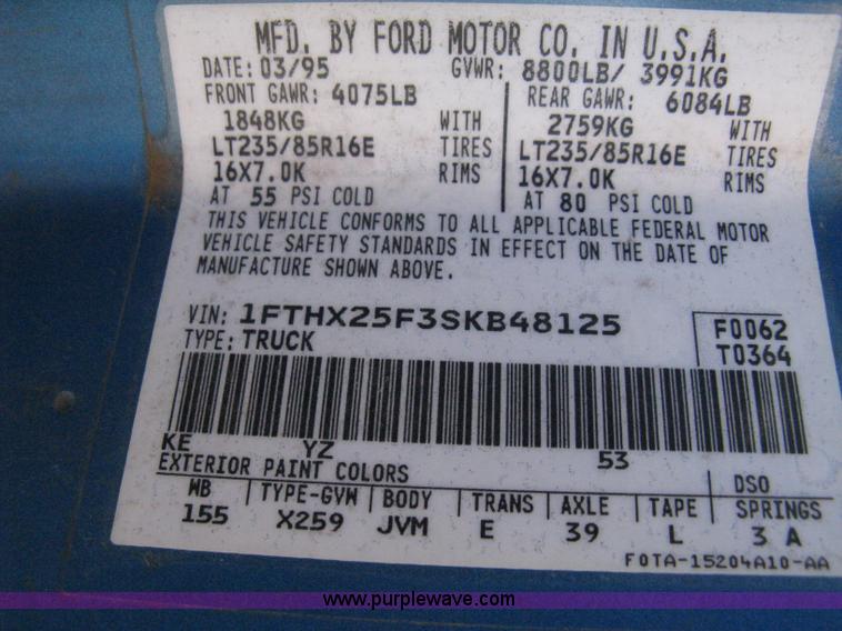 image for item A4256 1995 Ford F250 XLT extended cab pickup truck