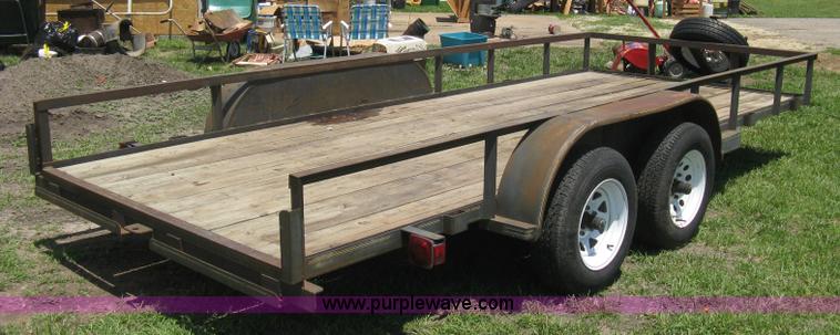 image for item A4257 1993 Diamond C 16' tandem axle flatbed trailer