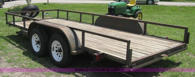 image for item A4257 1993 Diamond C 16' tandem axle flatbed trailer