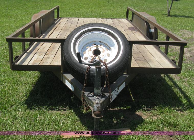 image for item A4257 1993 Diamond C 16' tandem axle flatbed trailer