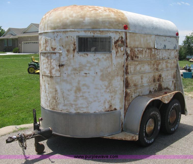 image for item A4258 Hale two-horse trailer