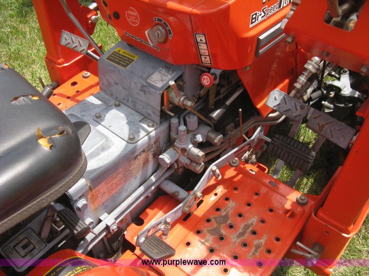 image for item A4259 Kubota B2150 MFWD tractor