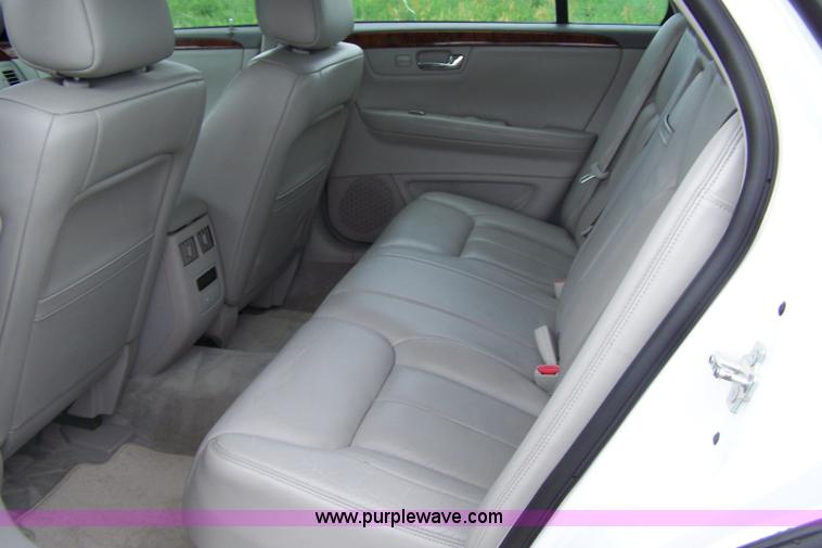 image for item A4600 2006 Cadillac DTS