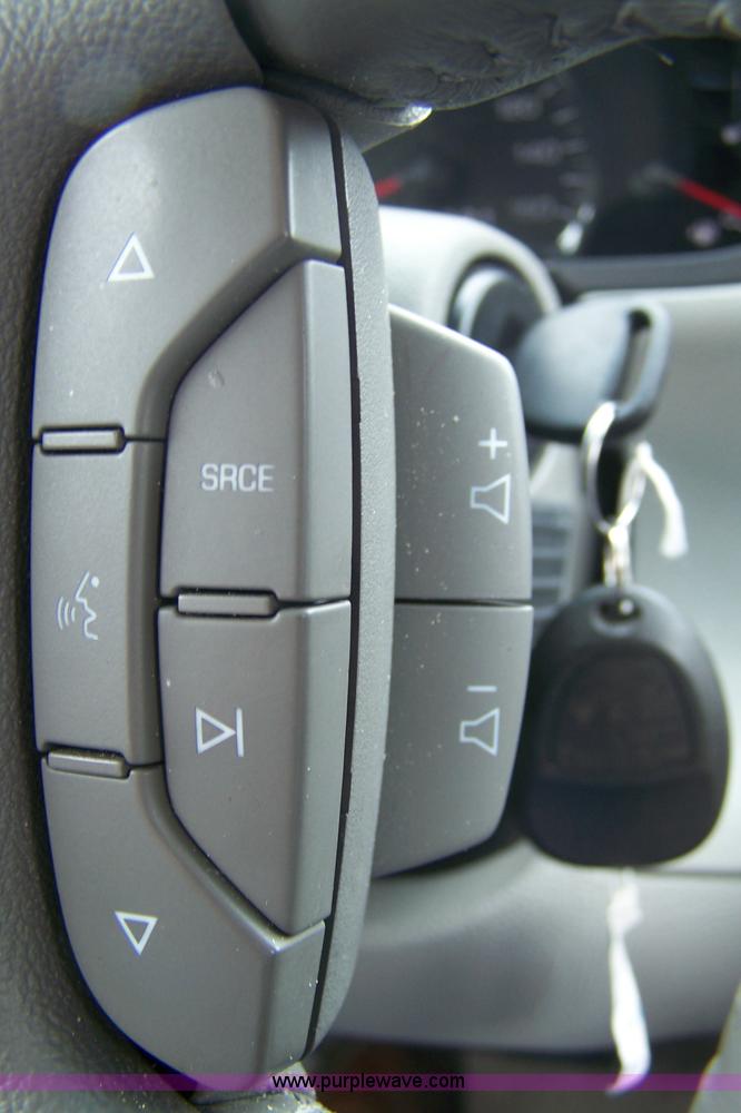 image for item A4600 2006 Cadillac DTS