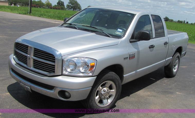 image for item A4691 2008 Dodge Ram 2500 Heavy Duty quad cab pickup truck