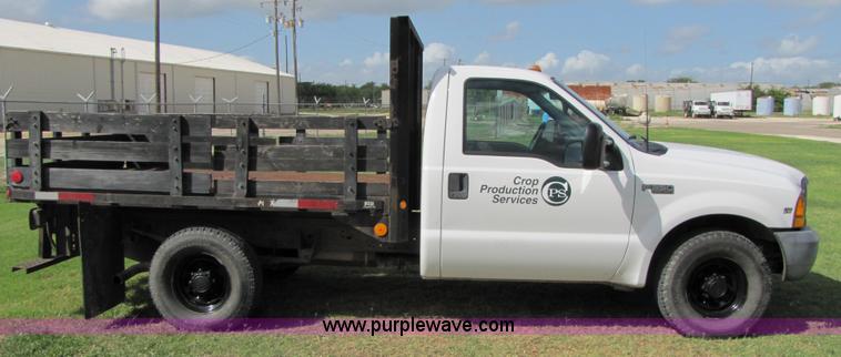 image for item A4692 1999 Ford F350 Super Duty pickup truck