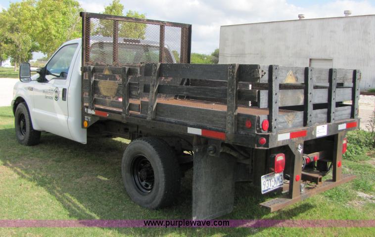 image for item A4692 1999 Ford F350 Super Duty pickup truck