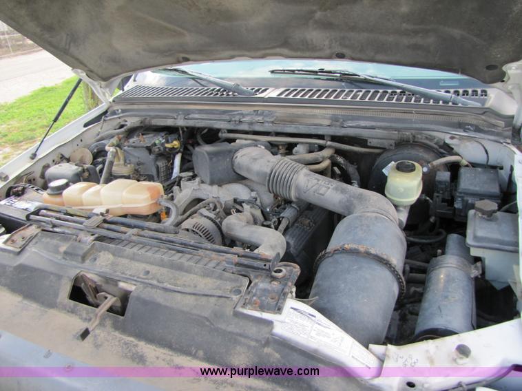 image for item A4692 1999 Ford F350 Super Duty pickup truck