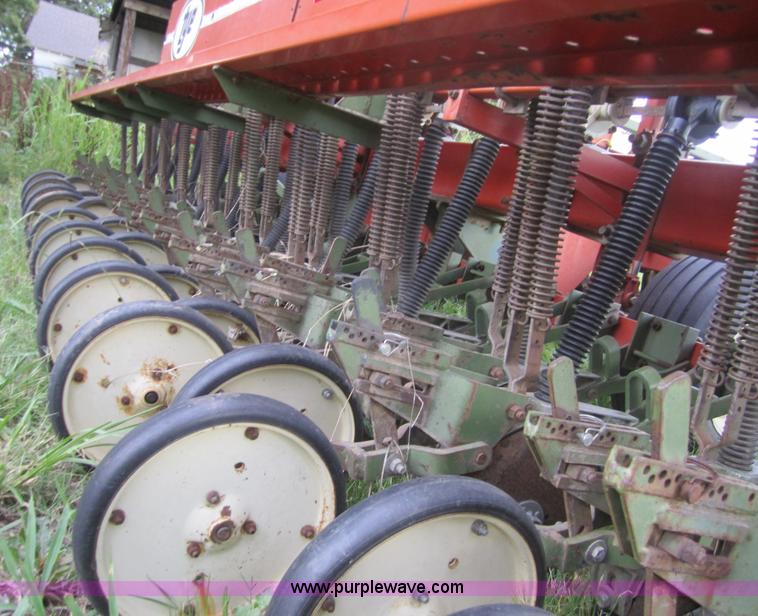 image for item A4799 Tye 15' no-till drill with coulters