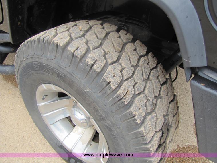 image for item A5100 2003 Hummer H2