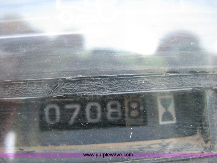 image for item A9499 John Deere 425 lawn tractor