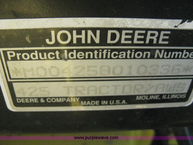image for item A9499 John Deere 425 lawn tractor