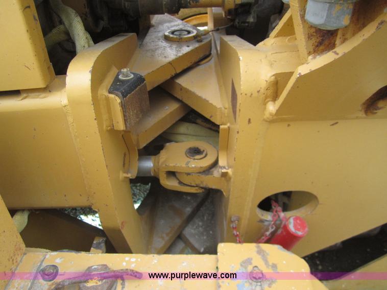 image for item 3082 1996 Champion 720A motor grader