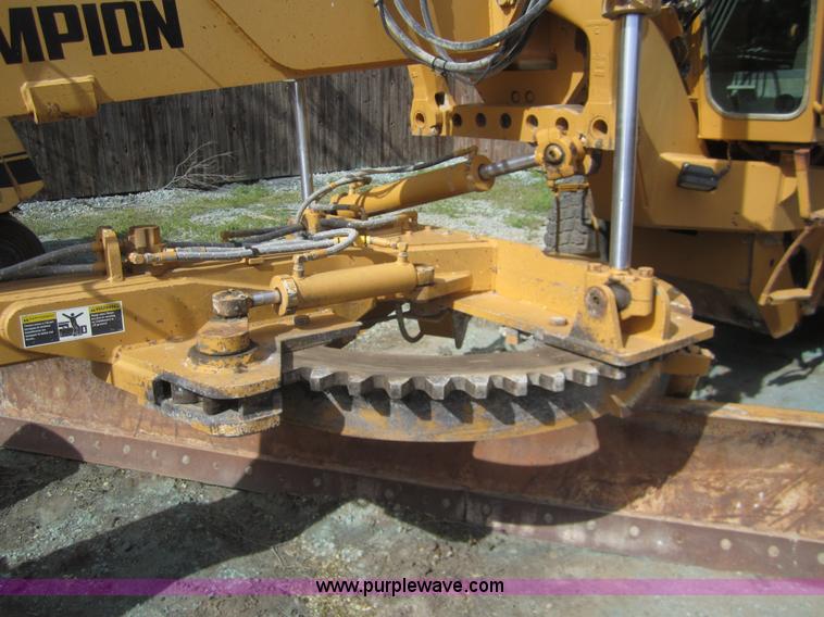 image for item 3082 1996 Champion 720A motor grader