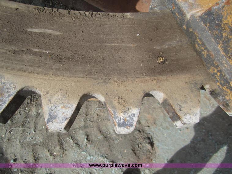 image for item 3082 1996 Champion 720A motor grader