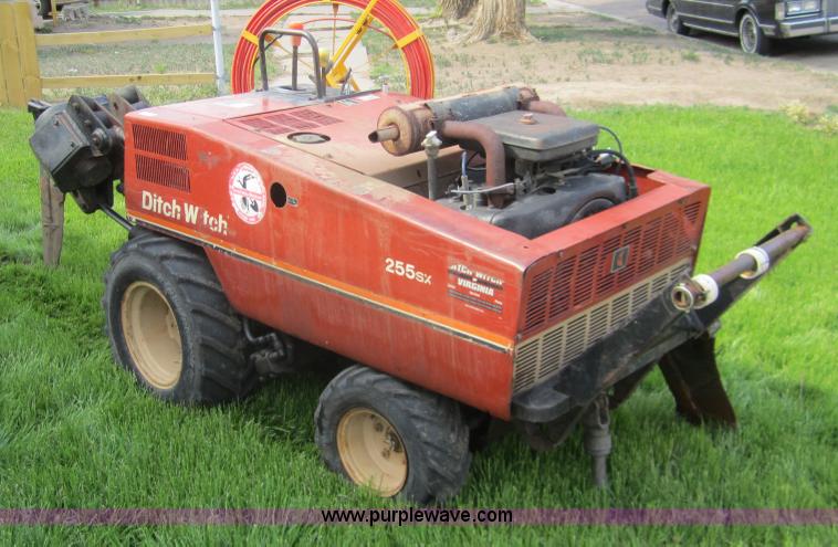 image for item 3177 Ditch Witch 255SX vibratory plow