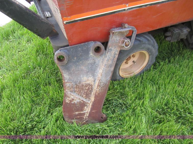 image for item 3177 Ditch Witch 255SX vibratory plow